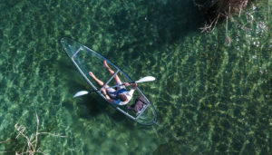 Vue drone canoe